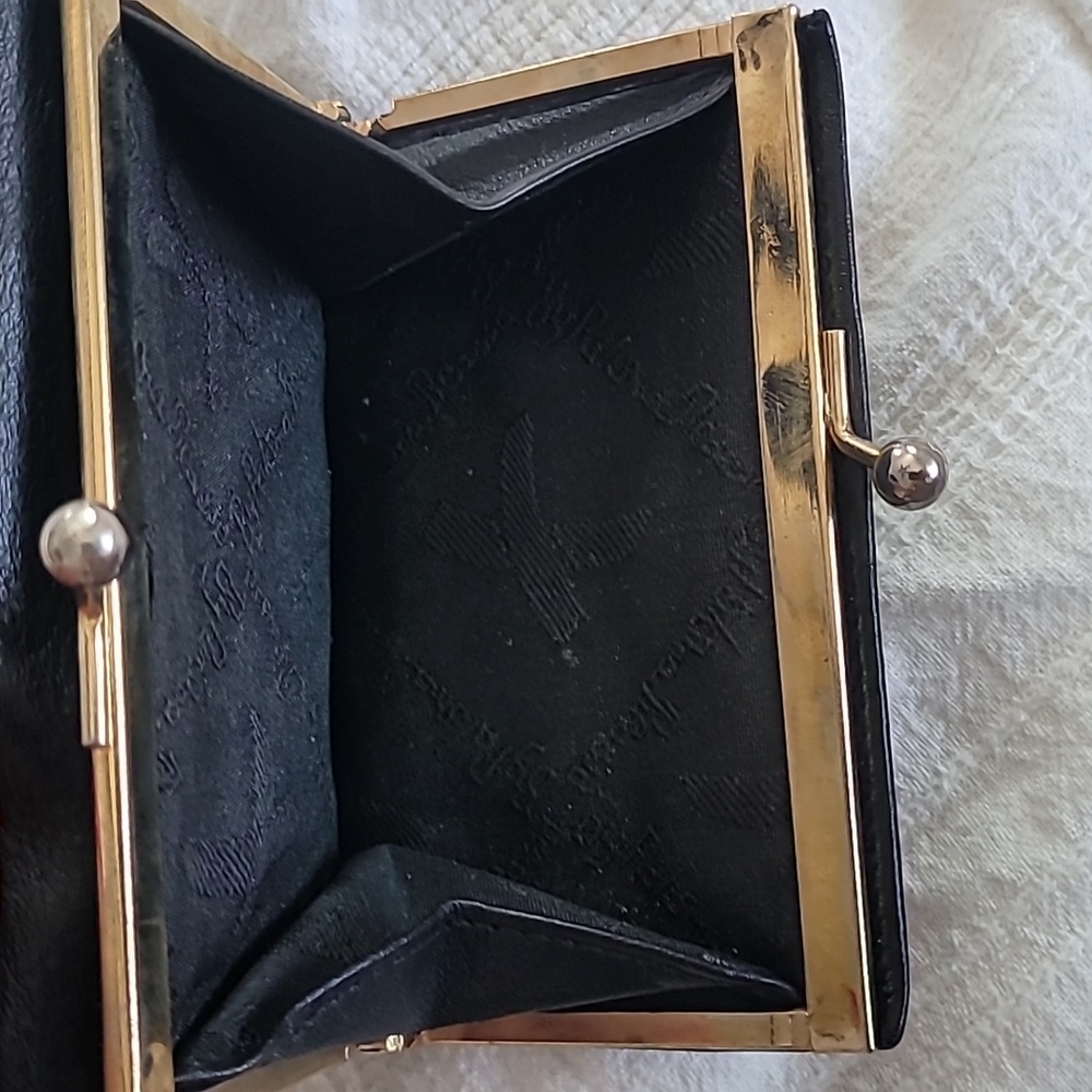 Wallet - Picture 4 of 6